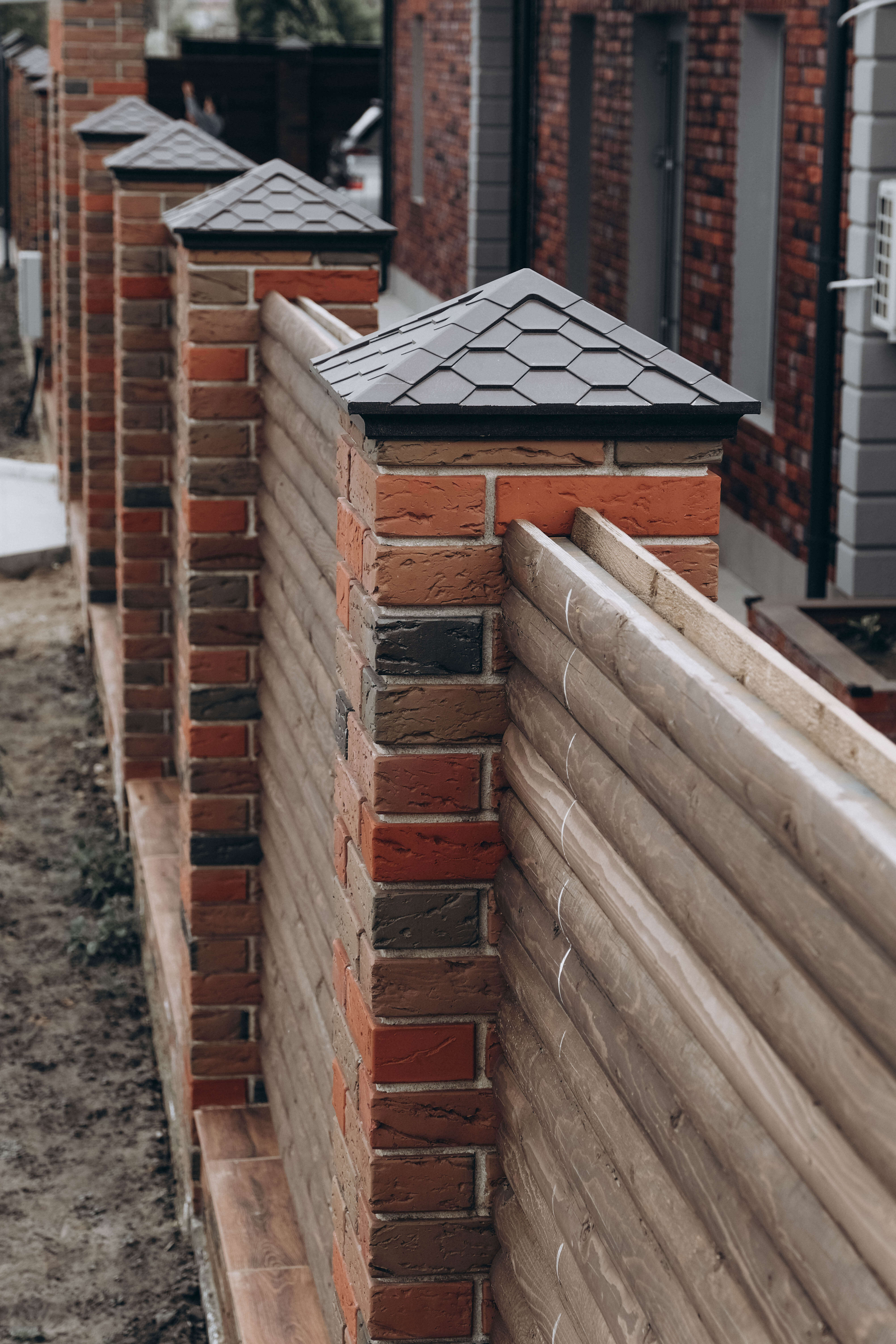 Колпак Zking Эверест Коричневый на столб 1.5х1.5 кирпича (390х390мм) в Каменске-Уральском фото